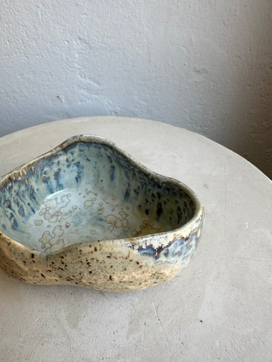 Warm Crystal Bowl 01 (C36)